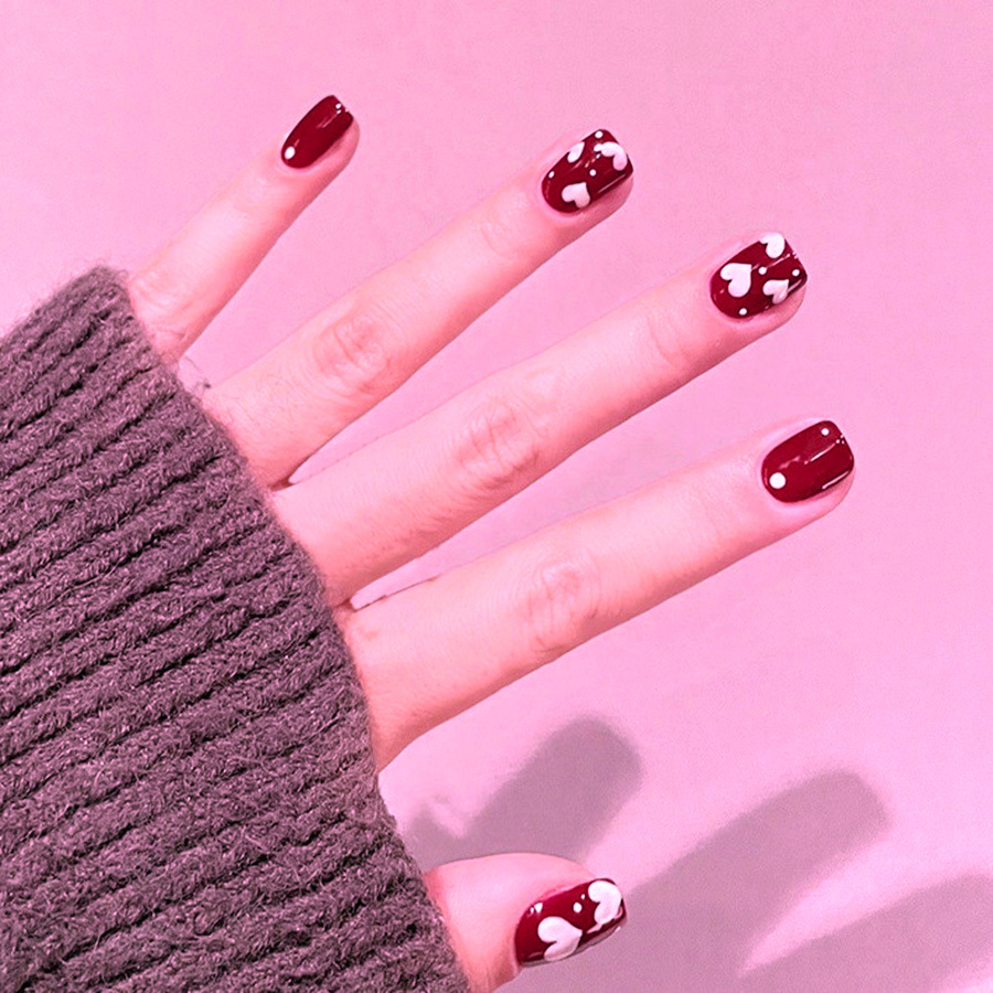 Juego de 24 Uñas Postizas Cort - Nail Art Press On reseña y precio